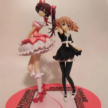 MADOGATARI전 센죠가하라 히타기 & 카나메 마도카 완성품 피규어
