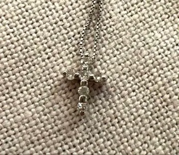 K14 크로스 모티브 프티 목걸이