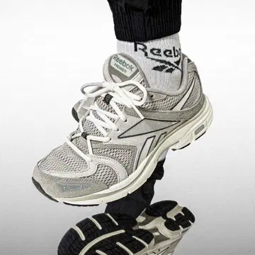 리복 프리미어 로드 플러스 VI