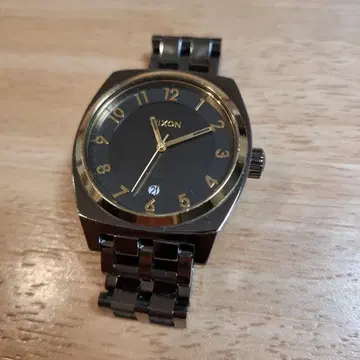 NIXON 손목시계 중고품