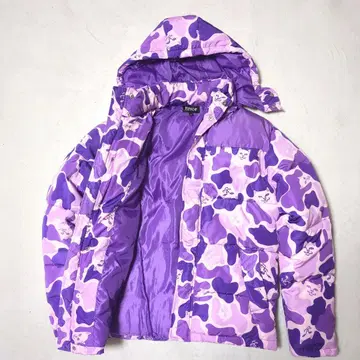 새상품급 RIPNDIP 고양이 카모플라쥬 패턴 다운 자켓 S 사이즈