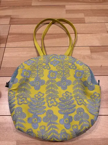 미나 페르호넨 muffin bag swing garden