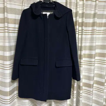 LADY LUCK LUCA 후드 부착 네이비 코트