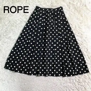 ROPE 블랙 컬러 도트 무늬 플레어 스커트