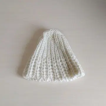 청키한 니트 모자 흰색