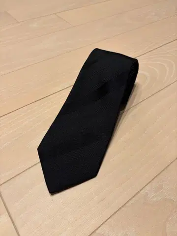 BARNEYS NEW YORK 바니스뉴욕 블랙 넥타이