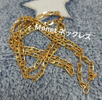 모네 목걸이