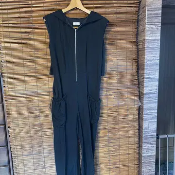 JOSEPH STUDIO 후드 부착 블랙 올인원