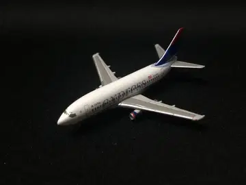 DELTA B737-200 N323DL