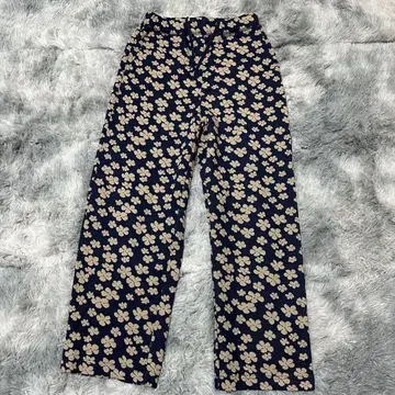 niko and - 니코앤드 팬츠 네이비 꽃무늬 프리 사이즈