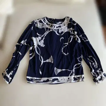 레오나르 네이비 꽃무늬 긴팔 셔츠