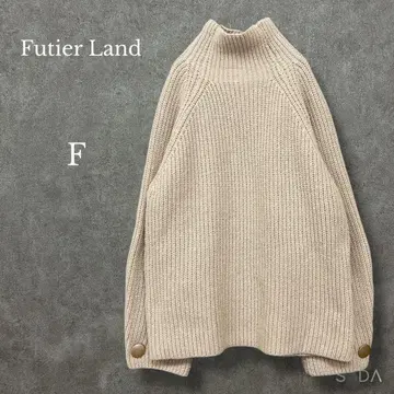 퓨티아랜드 [ F ] 소매 버튼 하이넥 니트 스웨터 두꺼운 원단 베이지