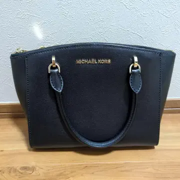 MICHAEL KORS 블랙 핸드백