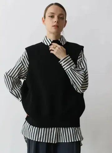 아가가 야마다야 니트 베스트 라슈드 스콧 클럽 베스트 니트 새상품급