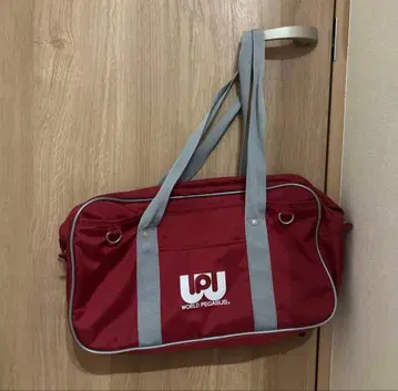 WORLD PEGASUS 빨간색 숄더백 와펜