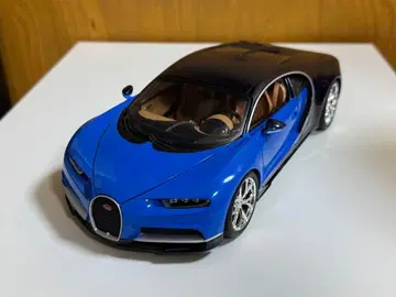 브라 고 부가티 시론 1/18