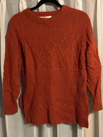 아틀리에 드 사봉 케이블 니트 스웨터 울 크루넥 슬릿 빨간색