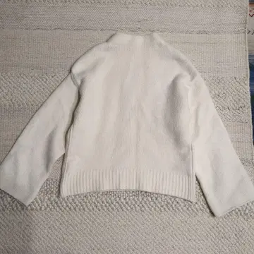 Prefer SHIPS 울 혼방 니트 화이트 따뜻한