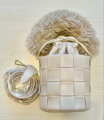 다이애나 퍼 핸들백 숄더백