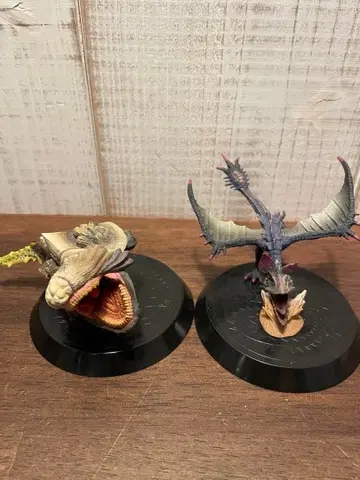 몬헌 컬렉션 2체 세트 이블조, 얀가루가