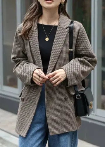 브라운 체크 무늬 더블 브레스트 자켓