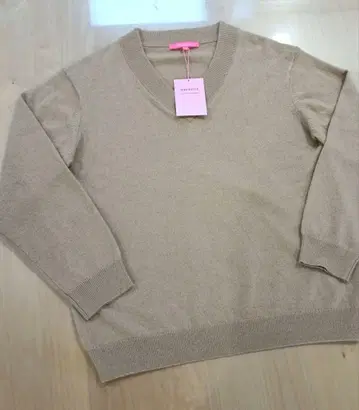 택 포함 새상품 모카 캐시미어 100% 니트 V넥 준코 시마다