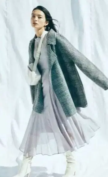 [ 새상품급 ] 미라 오웬 2way 하프 자켓