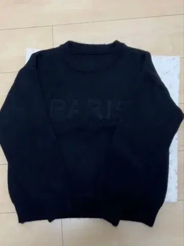 ANDRLE&COPARIS 로고 블랙 긴팔 니트