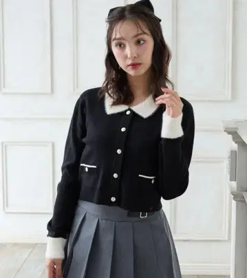 INGNI 페더 옷깃 배색 니트 가디건