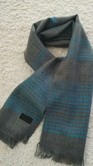 일본제 울 100% 그레이와 터콰이즈 머플러