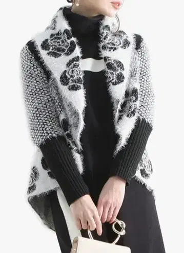 미사용 새상품 Sawa a la mode 니트 가디건 장미 절개