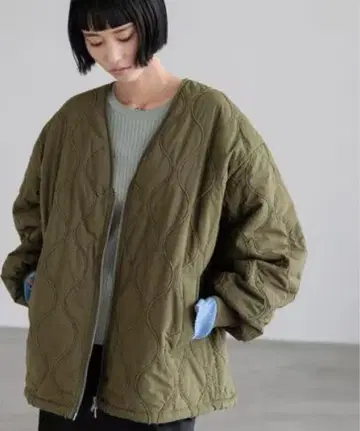 로리즈팜 퀼팅 미들 블루종