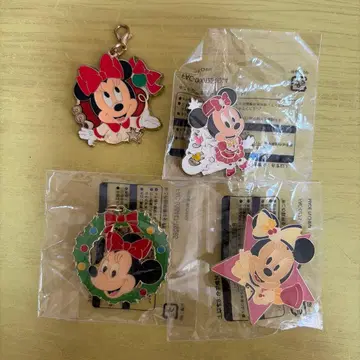미니 마우스 크리스마스 키링 핀 배지 아부즈 바자르