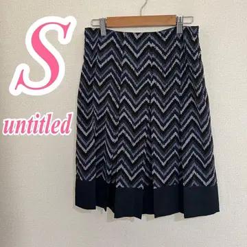 언타이틀 네이비 그레이 스커트 올 패턴