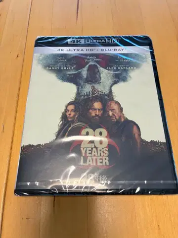 28 Years Later 4K Ultra HD + Blu-ray