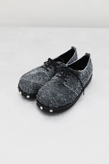 OUAT SNOW GRAY SPACE DERBY 42