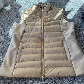 킹스랜드 이퀘스트리안 베이지 다운 베스트 L 사이즈