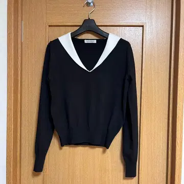 매디슨 블루 세일러 니트