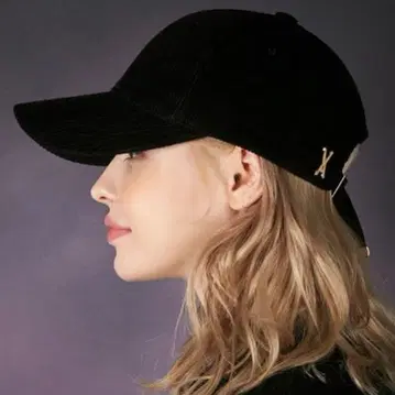 VARZAR 코듀로이 오버핏 캡