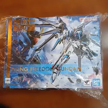 메탈 로봇혼 라이징 프리덤 건담