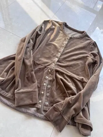 그린 라벨 릴랙싱 벨로아 페플럼 가디건