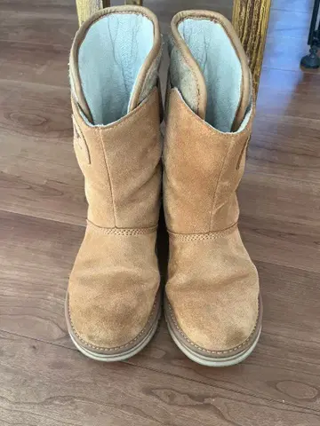 SOREL 베이지 어그 부츠