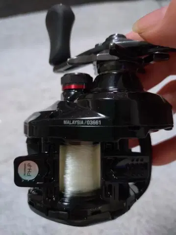 시마노 17 스콜피온 DC 100HG 03661 오른쪽 박스 없음