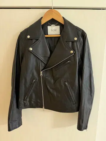 SLOBE 블랙 가죽 라이더 자켓 38