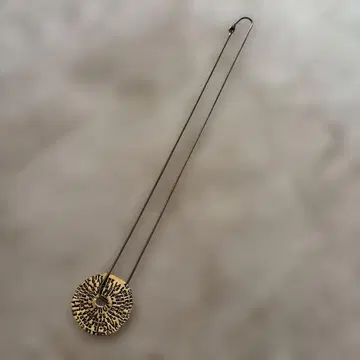 SERGE THORAVAL 세르주 트라발 목걸이 상자 없음