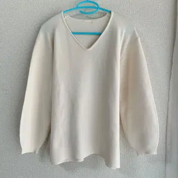 GU 지유 V넥 긴팔 상의 아이보리 화이트 계열 S