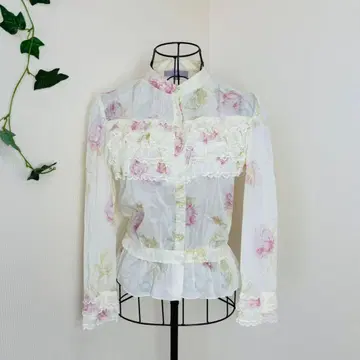 질스튜어트 레이스 시스루 밴드 카라 꽃무늬 블라우스