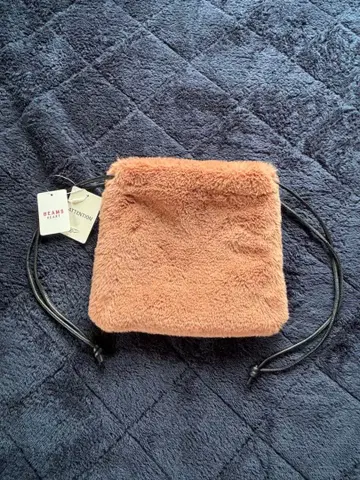 BEAMS HEART 베이지 퍼 백 (새상품, 미사용)