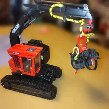 Valmet 425XC 1/50 스케일 모델