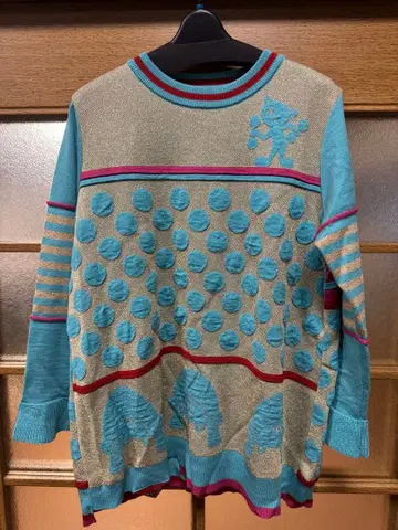 알베로베로 도트 무늬 캐주얼 니트 스웨터